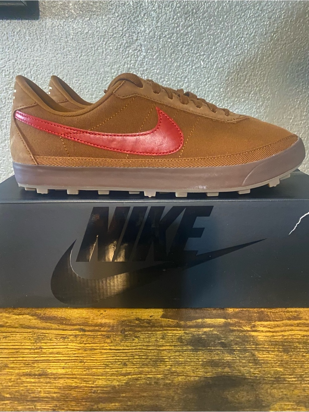 Nike Astrograbbers Brown Sneaker with Red Swoosh 9.5M